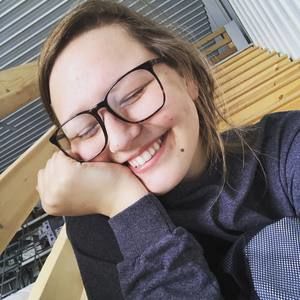 Meet your Posher, Hannah